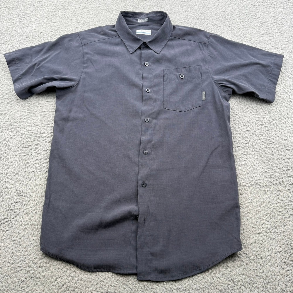 Columbia Casual Shirt Mens Small Gray Solid Short Sleeve Active Fit Button Up